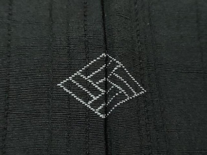 平和屋着物●訪問着　刺繍　桜楓　黒地　銀彩　正絹　逸品　DABF7857ps