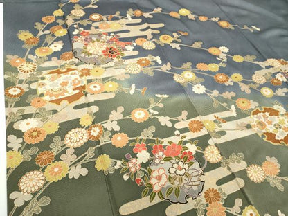 平和屋着物●訪問着　駒刺繍　宝尽くし　雪輪花文　暈し染め　金彩　正絹　逸品　DABF7863ps