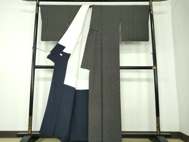 平和屋着物●江戸小紋　舞桜　黒地　正絹　逸品　DABF7867ps
