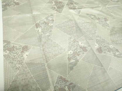 平和屋着物●本場大島紬　白大島　9マルキ　切嵌草花文　正絹　逸品　DABF7876ps