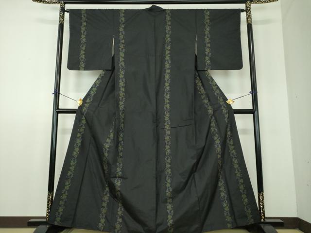 平和屋着物●本場大島紬　7マルキ　葡萄蔦の葉文　正絹　逸品　DABF7878ps