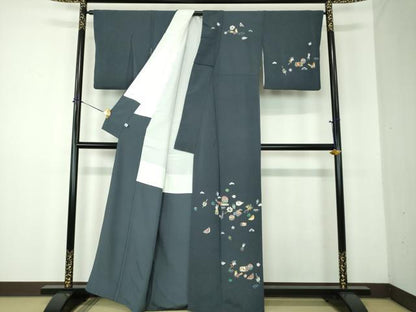 平和屋着物●日本工芸会正会員　東京手描友禅作家　生駒暉夫　訪問着　玩具文様　鬼しぼ縮緬　正絹　逸品　DABF7924ps