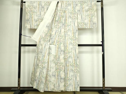 平和屋着物▽本場大島紬　白大島　単衣　笹竹花文　正絹　逸品　DABF8925sf