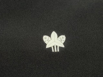 平和屋着物■豪華黒留袖 駒刺繍 浜松文 金彩 正絹 逸品 DABF9016qa