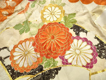 平和屋着物■豪華振袖 駒刺繍 道長地紙花文 金彩 仮絵羽 逸品 未使用 DABF9096qa