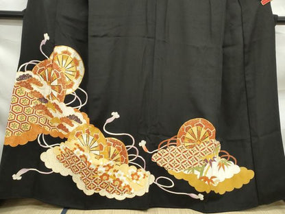 平和屋着物■豪華黒留袖　駒刺繍　片輪車枝松文　金彩　正絹　逸品　DABF9149qa
