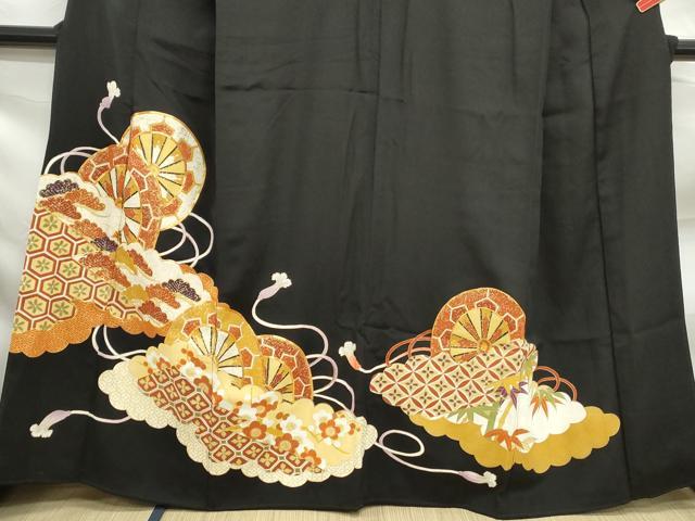 平和屋着物■豪華黒留袖　駒刺繍　片輪車枝松文　金彩　正絹　逸品　DABF9149qa