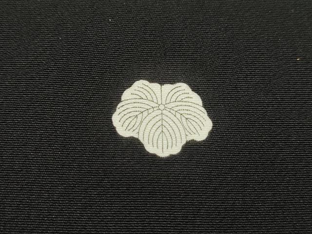 平和屋着物■豪華黒留袖　作家物　駒刺繍　渡橋群れ鶴文　暈し染め　金彩　正絹　逸品　DABF9151qa