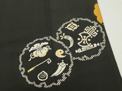 平和屋着物■豪華黒留袖　宝尽くし雪輪文　金通し地　金糸　金彩　正絹　逸品　DABF9205qa