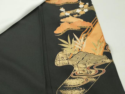 平和屋着物■豪華黒留袖　駒刺繍　渡橋鴛鴦花松文　金彩　正絹　逸品　DABF9262qa