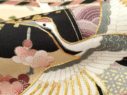平和屋着物■豪華黒留袖　駒刺繍　群れ鶴花文　正絹　逸品　DABF9280qa