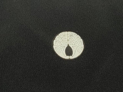 平和屋着物■豪華黒留袖　駒刺繍　浜松群れ鶴文　暈し染め　金彩　正絹　逸品　DABF9390qa