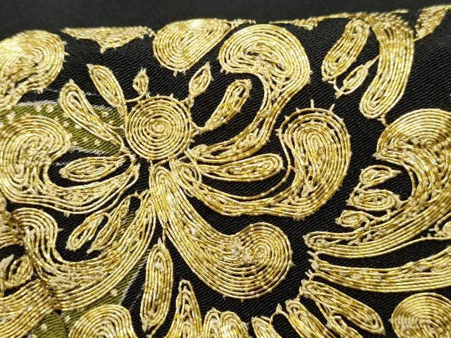 平和屋着物■豪華黒留袖　駒刺繍　松皮菱乱菊文　金彩　正絹　逸品　DABF9447qa