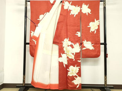 平和屋着物■豪華振袖　駒刺繍　舞花文　金彩　正絹　逸品　DABF9674cd