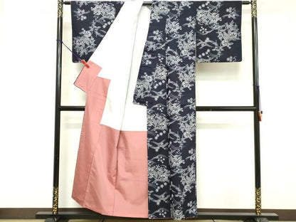 平和屋着物■上質な紬　流水片輪車花文　正絹　逸品　DABF9800cd