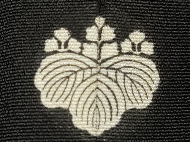 平和屋着物■豪華黒留袖　こま　飛鶴花丸文　金銀彩　正絹　逸品　DABF9810cd