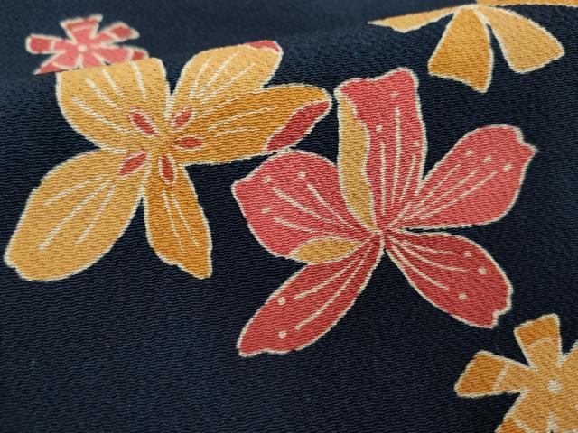 平和屋着物■上質な小紋　舞花文　鬼しぼ縮緬　正絹　逸品　DABF9858cd