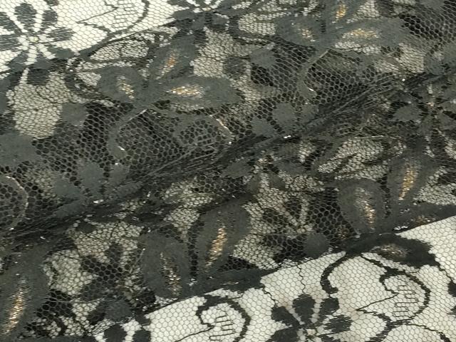 平和屋着物▽羽織　スリーシーズン　春夏秋　塵除け　総レース　草花文　黒地　金糸　逸品　DABG0237az