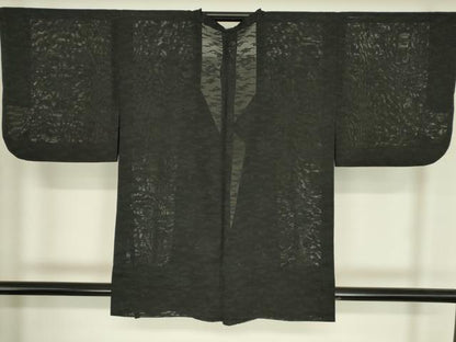 平和屋着物▽道行コート　スリーシーズン　春夏秋　塵除け　雲霞文　黒地　正絹　逸品　DABG0250az
