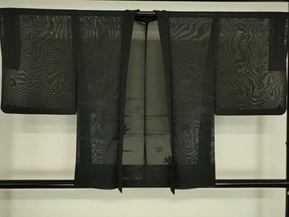 平和屋着物▽羽織　スリーシーズン　春夏秋　塵除け　霞楓文　黒地　正絹　逸品DABG0438az