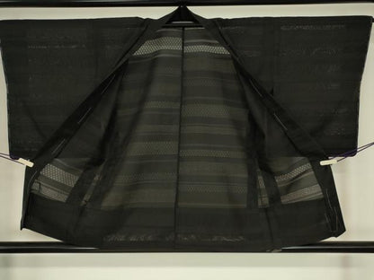 平和屋着物▽羽織　スリーシーズン　春夏秋　塵除け　紗綾型文　黒地　正絹　逸品　未使用　DABG0660az