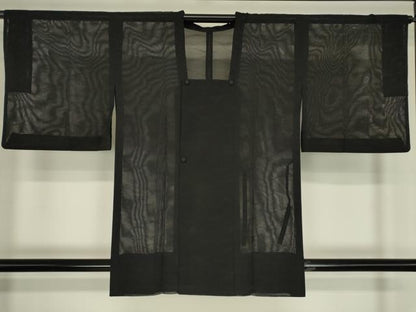 平和屋着物▽道行コート　スリーシーズン　春夏秋　塵除け　霞文　黒地　正絹　逸品　DABG0686az