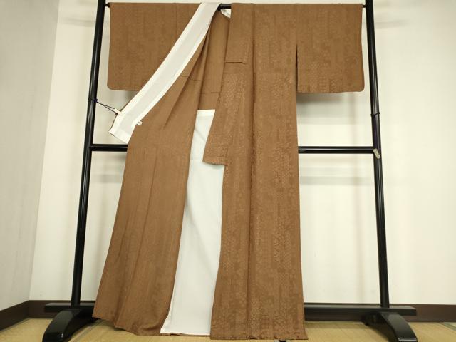 平和屋着物▽幻の染織　夢紫美術館謹製　色無地　単衣　名物裂地紋　柴染色　反端付き　正絹　逸品　DABG0761az