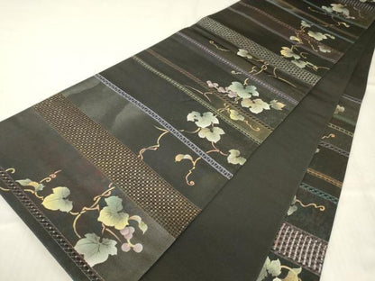平和屋着物●極上　中国三大刺繍　スワトウ刺繍　汕頭刺繍　総刺繍　袋帯　葡萄蔦の葉文　黒地　金彩　引箔　正絹　逸品　DABG0933az