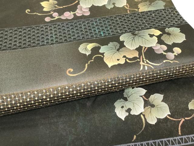 平和屋着物●極上　中国三大刺繍　スワトウ刺繍　汕頭刺繍　総刺繍　袋帯　葡萄蔦の葉文　黒地　金彩　引箔　正絹　逸品　DABG0933az