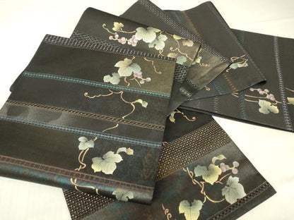 平和屋着物●極上　中国三大刺繍　スワトウ刺繍　汕頭刺繍　総刺繍　袋帯　葡萄蔦の葉文　黒地　金彩　引箔　正絹　逸品　DABG0933az