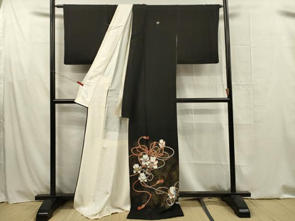 平和屋着物■豪華黒留袖　童子遊び　結び紐　金銀彩　正絹　逸品　DABG1609ya