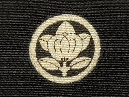 平和屋着物■豪華黒留袖　駒刺繍　飛鶴松文　金銀彩　正絹　逸品　DABG1681ya