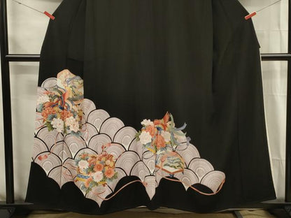 平和屋着物■豪華黒留袖　駒刺繍　花鳥文箱文　青海波　金彩　正絹　逸品　DABG1687ya