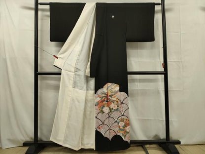 平和屋着物■豪華黒留袖　駒刺繍　花鳥文箱文　青海波　金彩　正絹　逸品　DABG1687ya