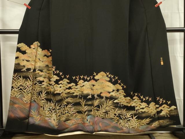 平和屋着物■豪華黒留袖　作家物　飛鶴風景花松文　金彩　正絹　逸品　DABG1729ya