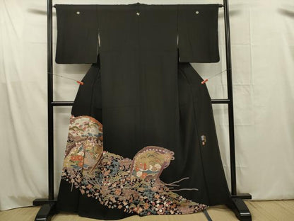平和屋着物■豪華黒留袖　作家物　駒刺繍　扇面孔雀花文　宝尽くし　金糸　正絹　逸品　DABG1743ya