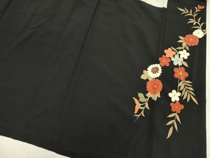 平和屋着物■豪華黒留袖　作家物　駒刺繍　草花文　金彩　正絹　逸品　DABG1758ya