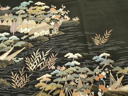 平和屋着物■豪華黒留袖　駒刺繍　風景松文　枝梅　金彩　正絹　逸品　DABG1798ya