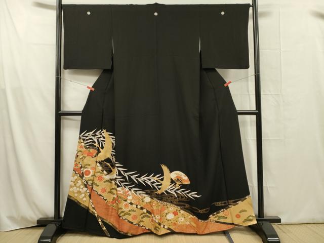 平和屋着物■豪華黒留袖　扇面飛鶴花松文　金彩　正絹　逸品　DABG1910ya