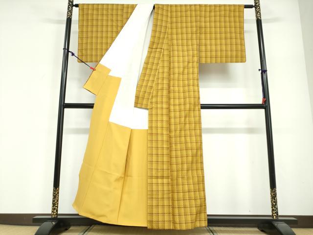 平和屋着物●山下八百子　本場黄八丈　市松綾織　格子　正絹　逸品　DABG2130ud