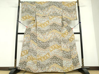平和屋着物●上質な小紋　型染め　花蝶文　反端付き　正絹　逸品　未使用　DABG2131ud
