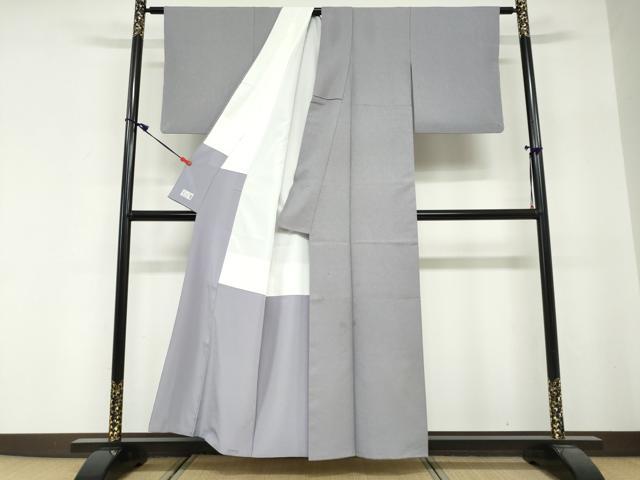 平和屋着物●洗える最高級着物　＜英＞はなぶさ謹製　色無地　更紗花唐草地紋　薄鼠色　洗える着物　DABG2174ud