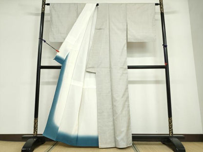 平和屋着物●本場奄美大島紬　白大島　7マルキ　変わり縞　反端付き　正絹　逸品　DABG2178ud
