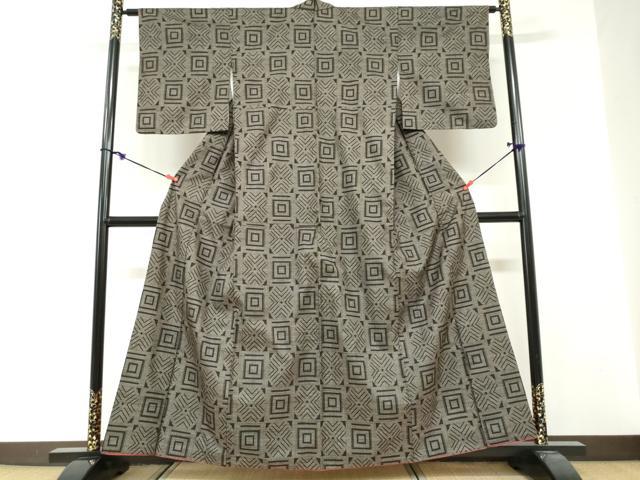 平和屋着物●本場大島紬　7マルキ　変わり格子文　正絹　逸品　DABG2200ud
