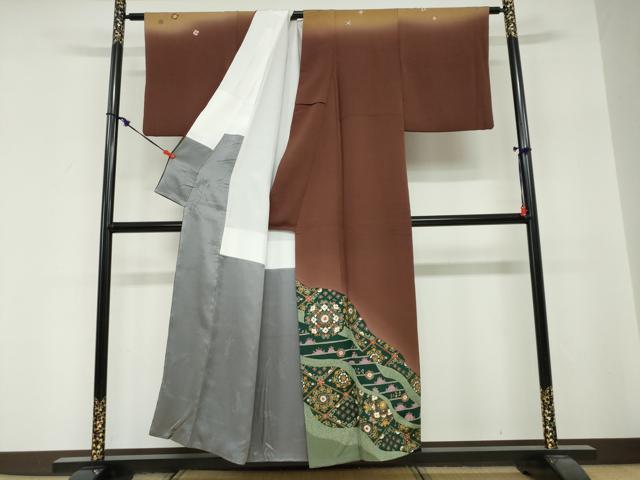 平和屋着物●世界的友禅作家　千地泰弘　訪問着　洋花文　暈し染め　金彩　正絹　逸品　DABG2212ud