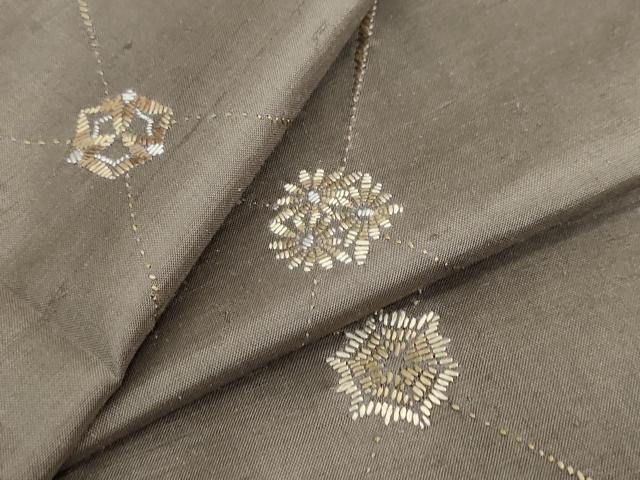 平和屋着物●上質な紬　刺繍　刺し子　草花菱文　無落款　正絹　逸品　未使用　DABG2247ud