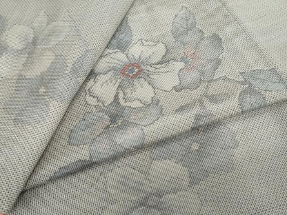 平和屋着物●本場大島紬　白大島　7マルキ　総絣　枝花文　正絹　逸品　未使用　DABG2310ud