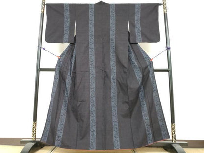 平和屋着物●本場結城紬　重要無形文化財　100亀甲　草花間道　正絹　逸品　DABG2328ud