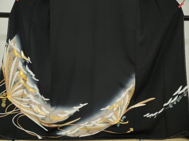 平和屋着物●豪華黒留袖　駒刺繍　草花文　暈し染め　金彩　ロング丈　正絹　逸品　未使用　DABG2366ud