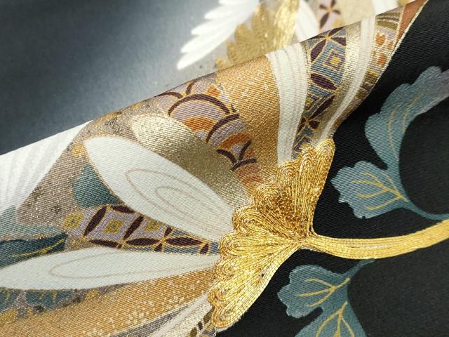平和屋着物●豪華黒留袖　駒刺繍　草花文　暈し染め　金彩　ロング丈　正絹　逸品　未使用　DABG2366ud